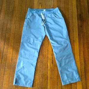 Women’s medium petite scrub pant in Heather indigo